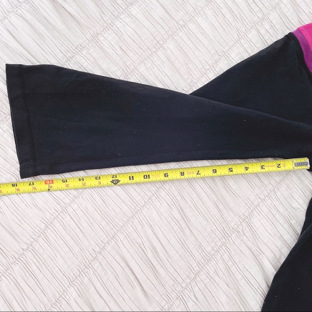 Lululemon Low Rise Capris - Picture 5 of 12